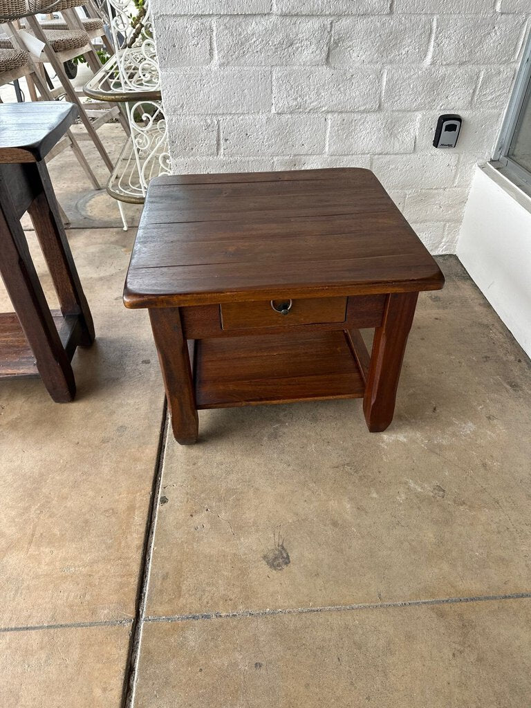 Buus Furniture End Table 27.5 x 27.5 x 22