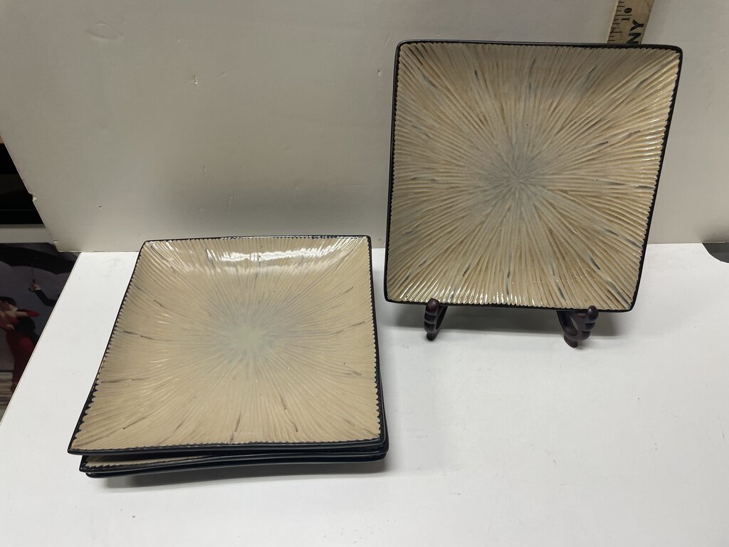 Z Gallery Joseph Abboud Style Beige Plates (4 Pieces)