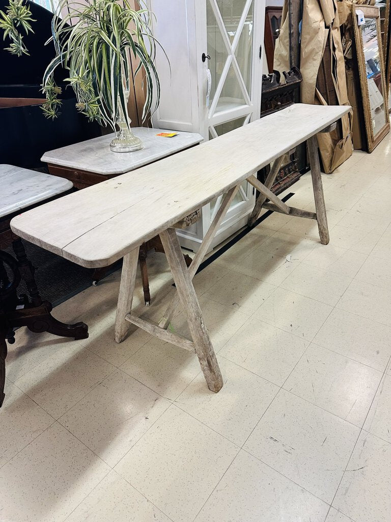 Reclaimed Wood French Washing Table