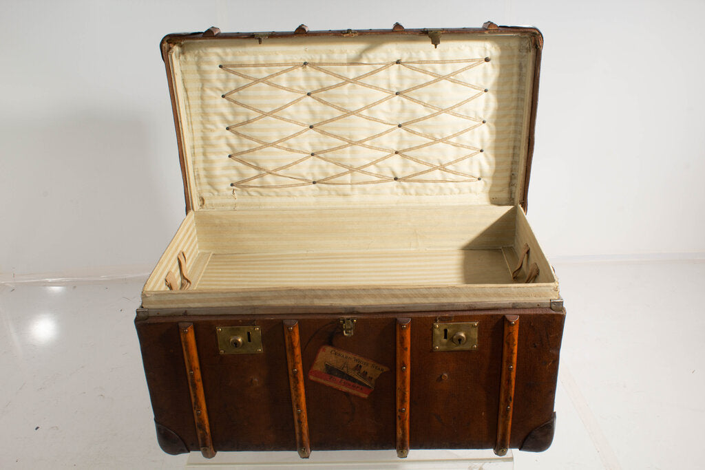 Antique Featherweight Trunk