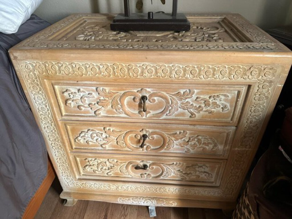 Carved 3 Drawer Bedside Table 16x24x24