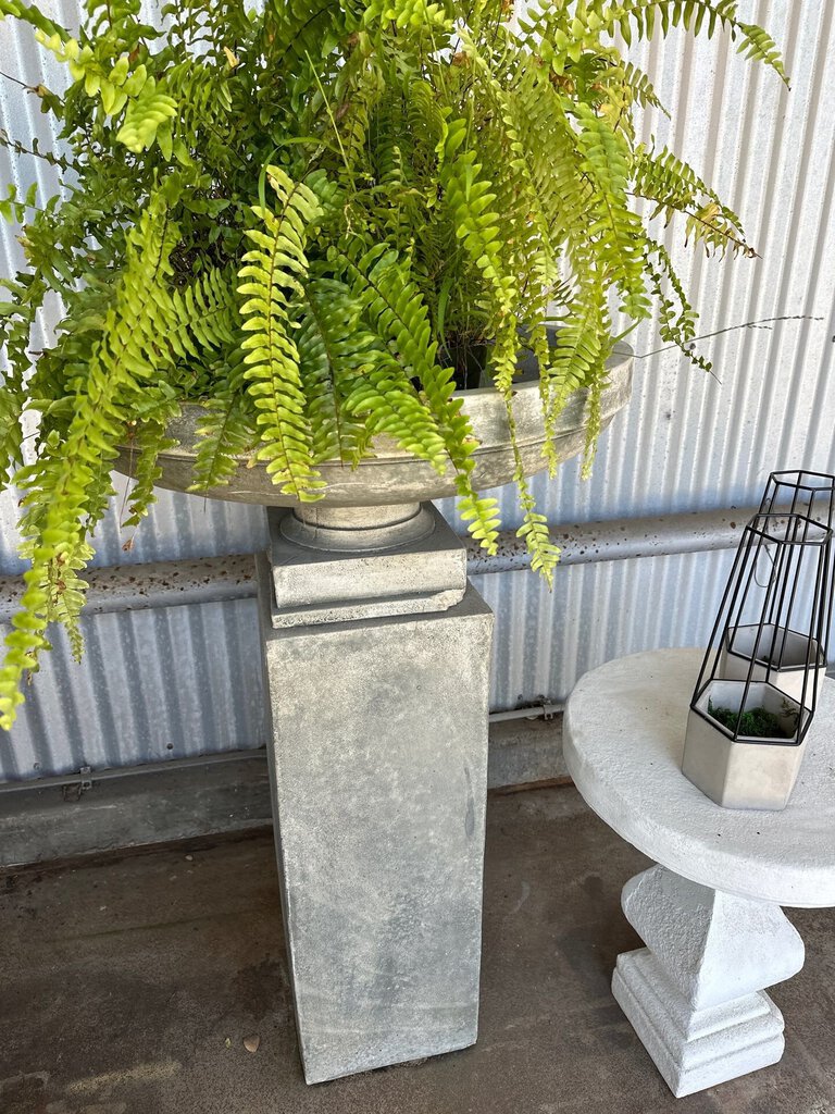 Campania Intl Stone Planter (Fountain) With Chipped Stand