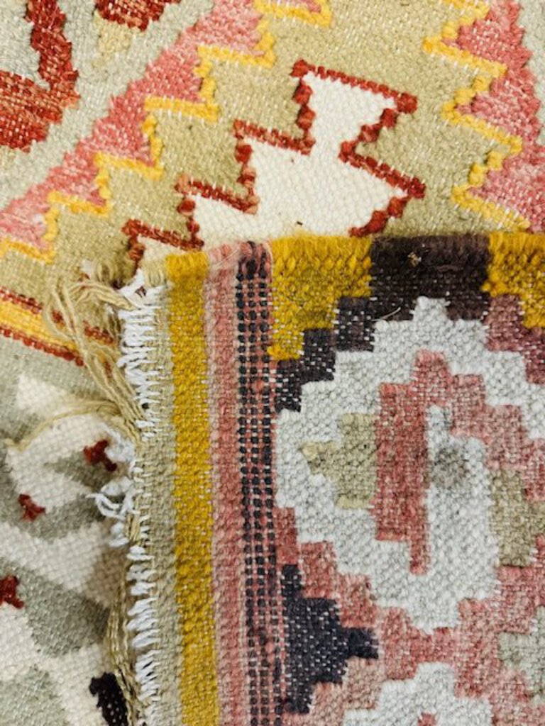 Turkish Anatolian Kilim Rug 120x95