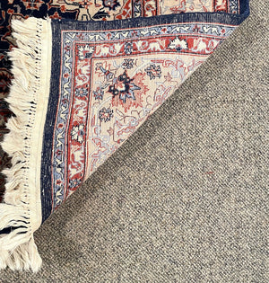 Persian Esfahan Rug - Wool on Cotton Foundation