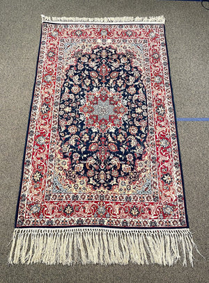 Persian Esfahan Rug - Wool on Silk Foundation