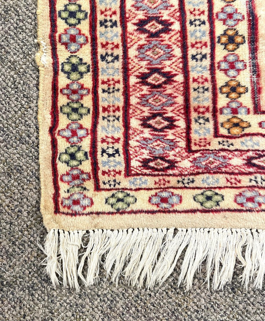 Pakistani Peshawar Rug - Wool on Cotton Foundation