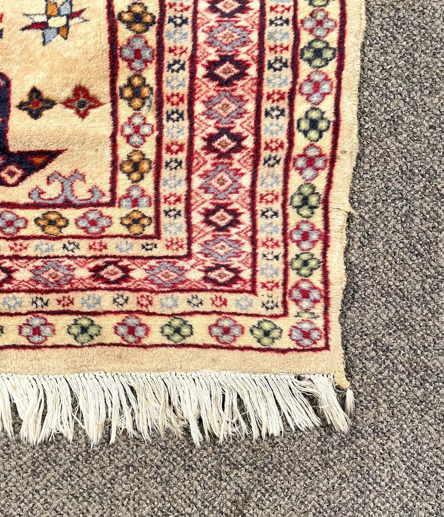 Pakistani Peshawar Rug - Wool on Cotton Foundation