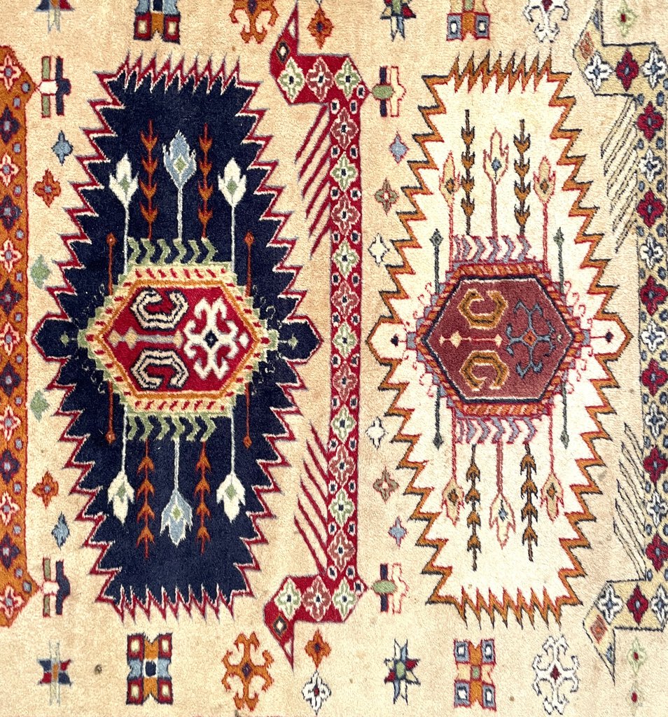 Pakistani Peshawar Rug - Wool on Cotton Foundation