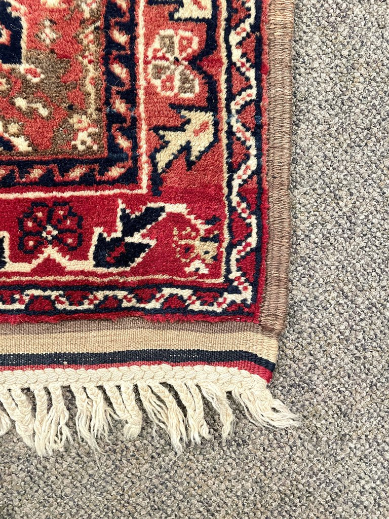 Persian Shiraz Handwoven Rug