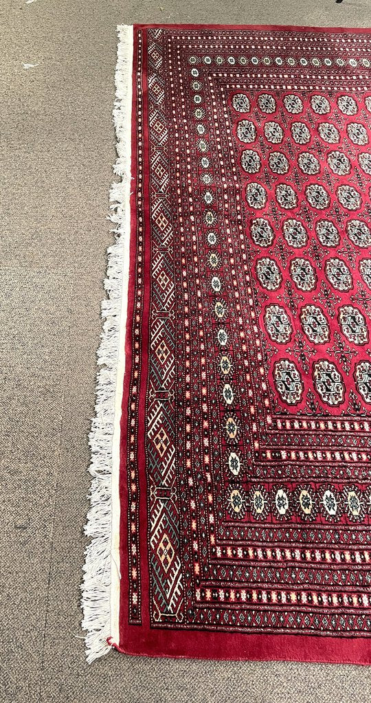 Pakistani Bokhara Rug - Silk on Wool Foundation