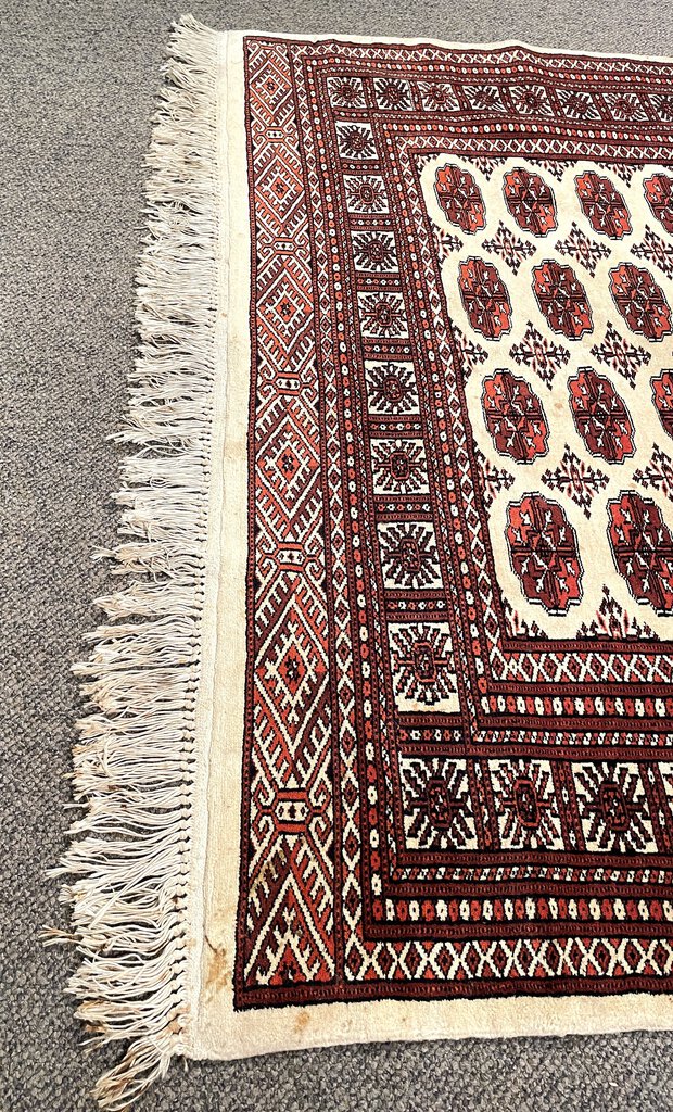 Pakistani Tekke Turkoman Rug - Wool on Cotton Foundation