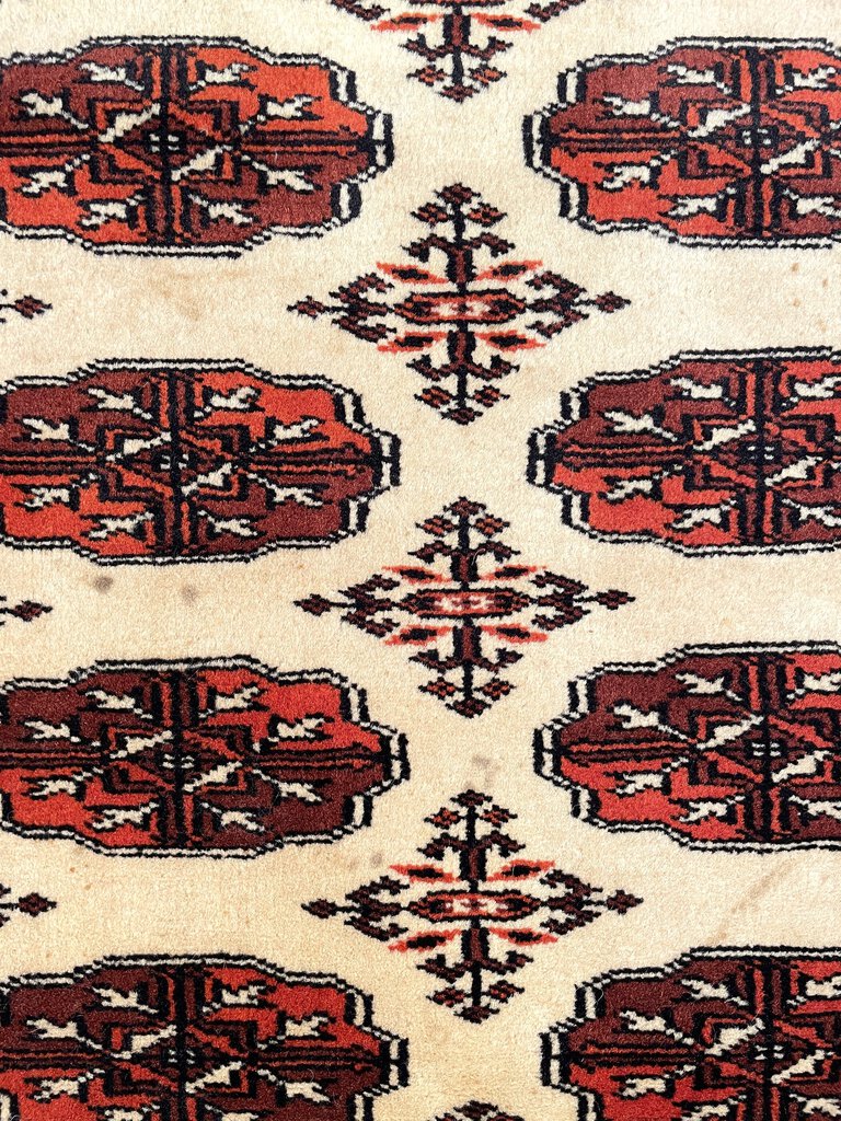 Pakistani Tekke Turkoman Rug - Wool on Cotton Foundation