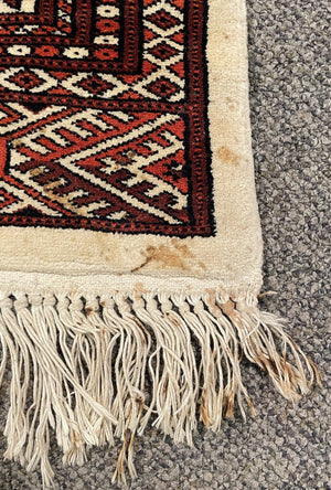 Pakistani Tekke Turkoman Rug - Wool on Cotton Foundation