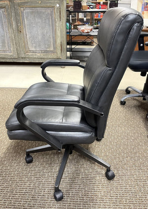 Black Upholstered Office Chair