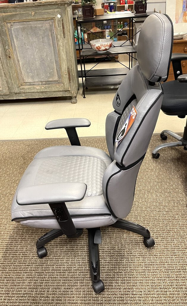 Grey Upholstered DPS Gamers/Office Chair