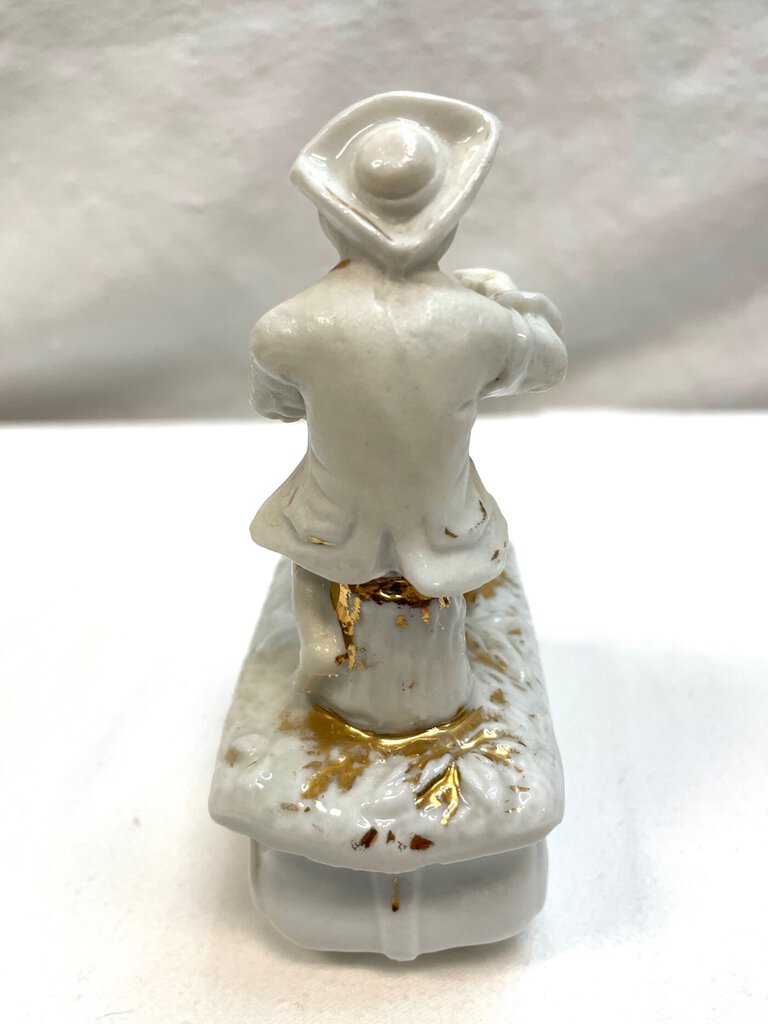 Vintage Victorian Fairing Trinket Box - Hunter with His Dog