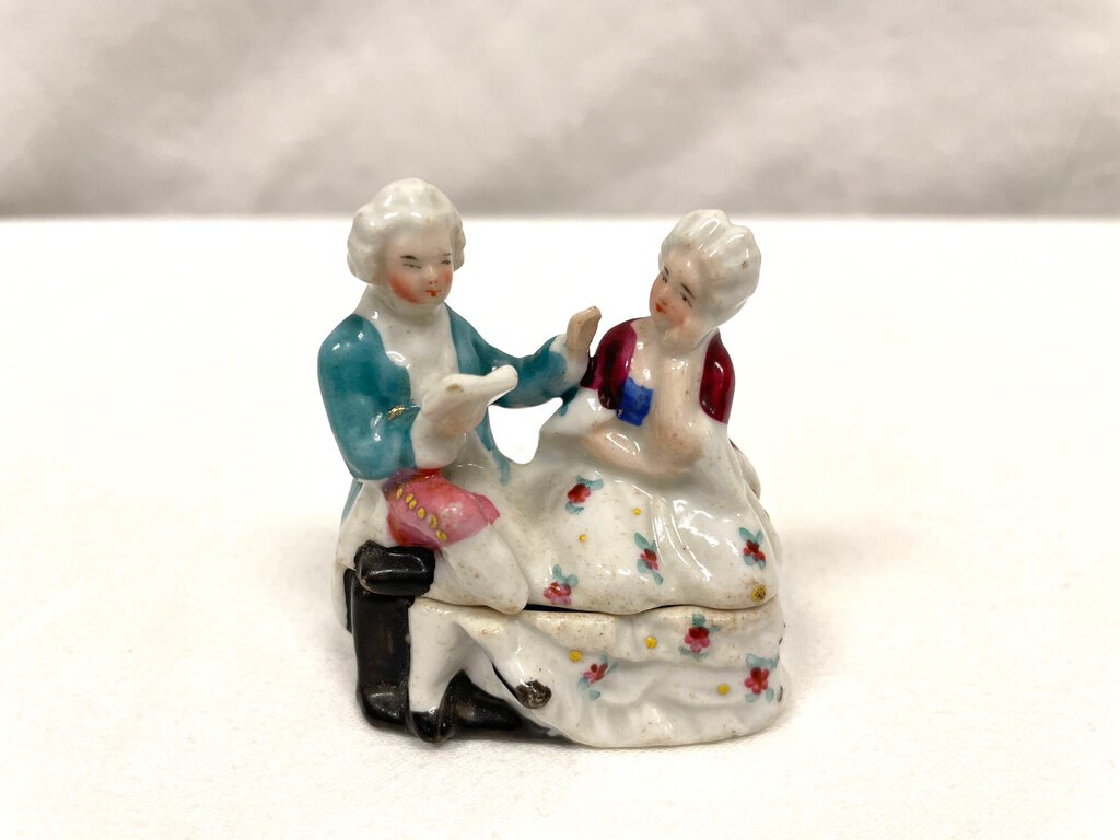 Vintage Victorian Fairing Miniature Trinket Box - Reading Couple