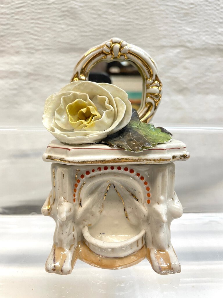 Vintage Victorian Fairing Trinket Box - White Rose on Mirrored Mantle