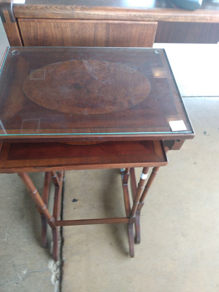 English Regency Style Nesting Table 17.5x12.5x27