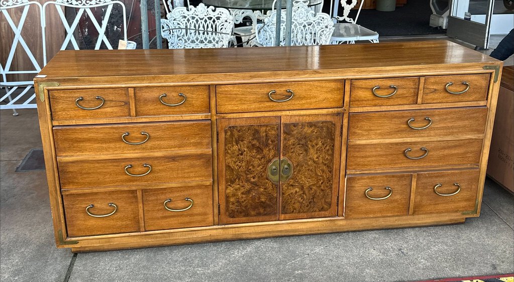 Thomasville Campaign Buffet / Dresser + 2 Mirrors 19x72x31