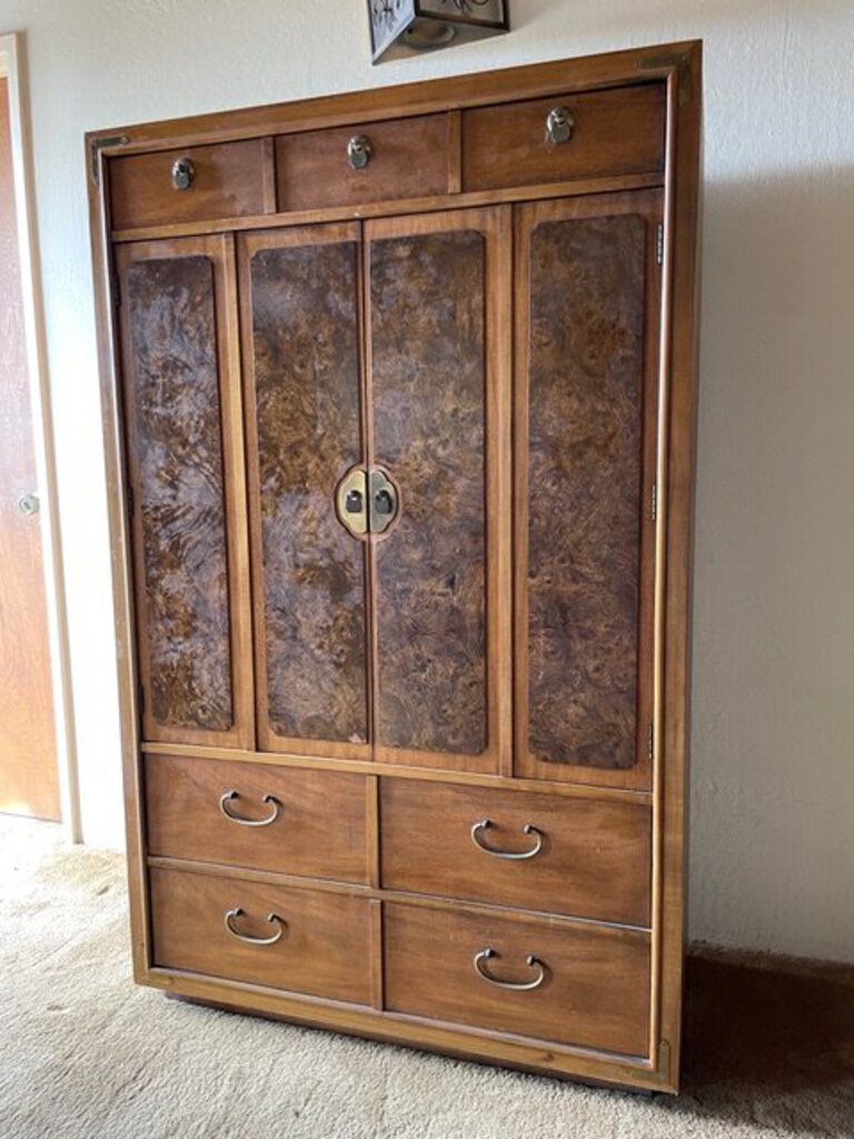 Thomasville Armoire Dresser 40x19x64