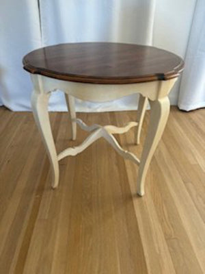 Ethan Allen Side Table 28x 25" H