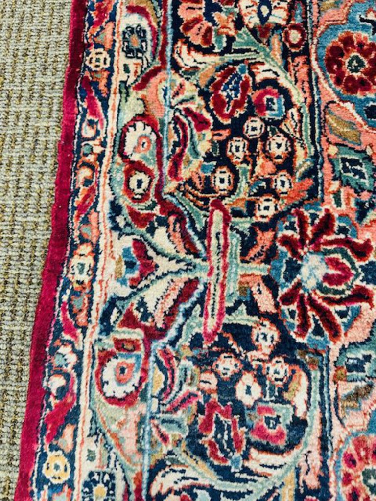 Persian Sarouk Wool Rug 103 x135