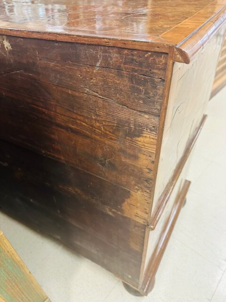 William And Mary Oyster Burl Chest Circa 1695