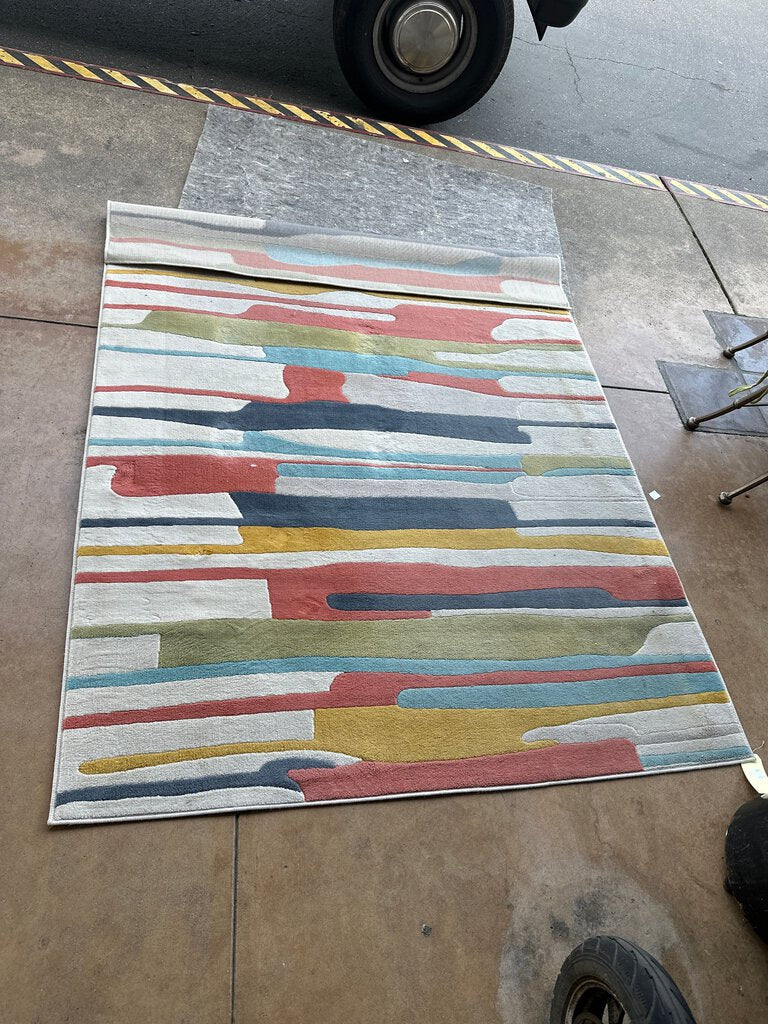 Surya Rug 5'.3 x 7'3
