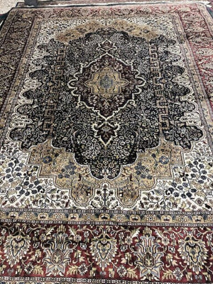 Indo Persian Wool Rug 8' x 10'