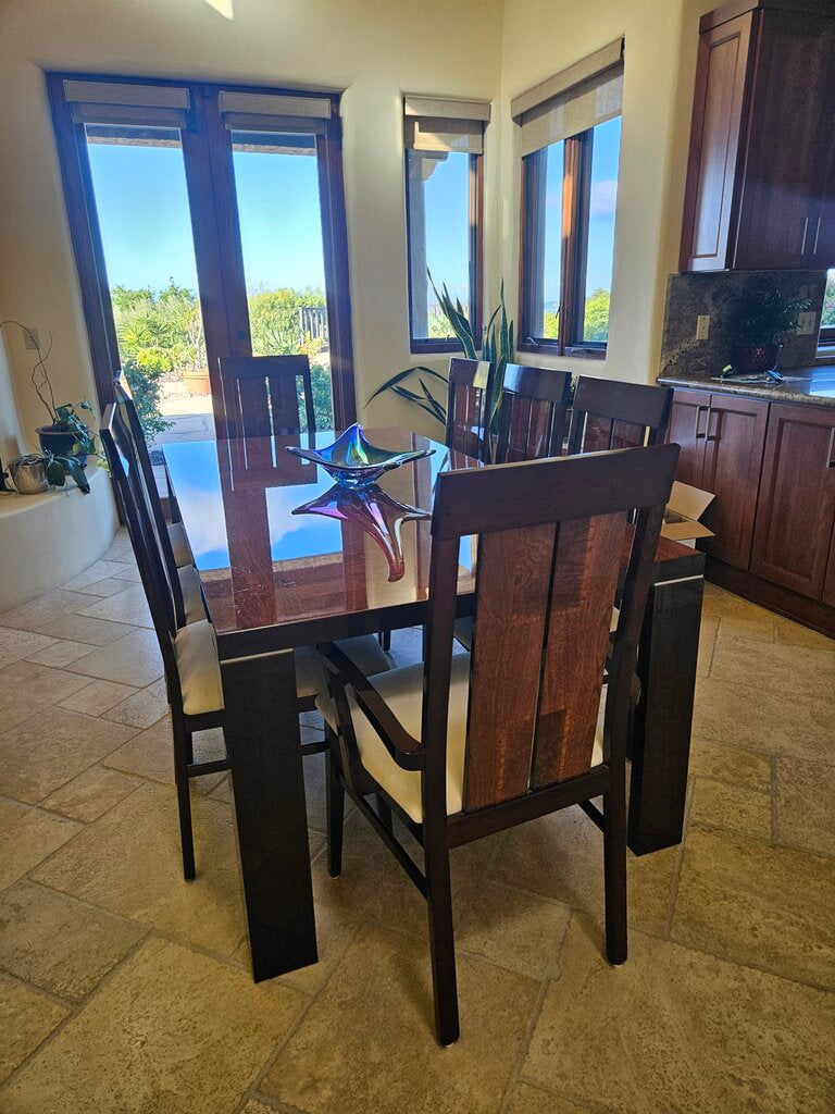 Italian Design High Gloss Dining set ( table + 2 leaves + 8 chairs) table 81x41 + two 18" leaves18