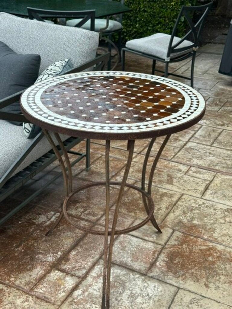 Moroccan Round Table 29x30