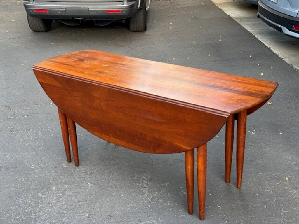 Mahogany Drop Leaf Gate Leg Dining Table 66x48