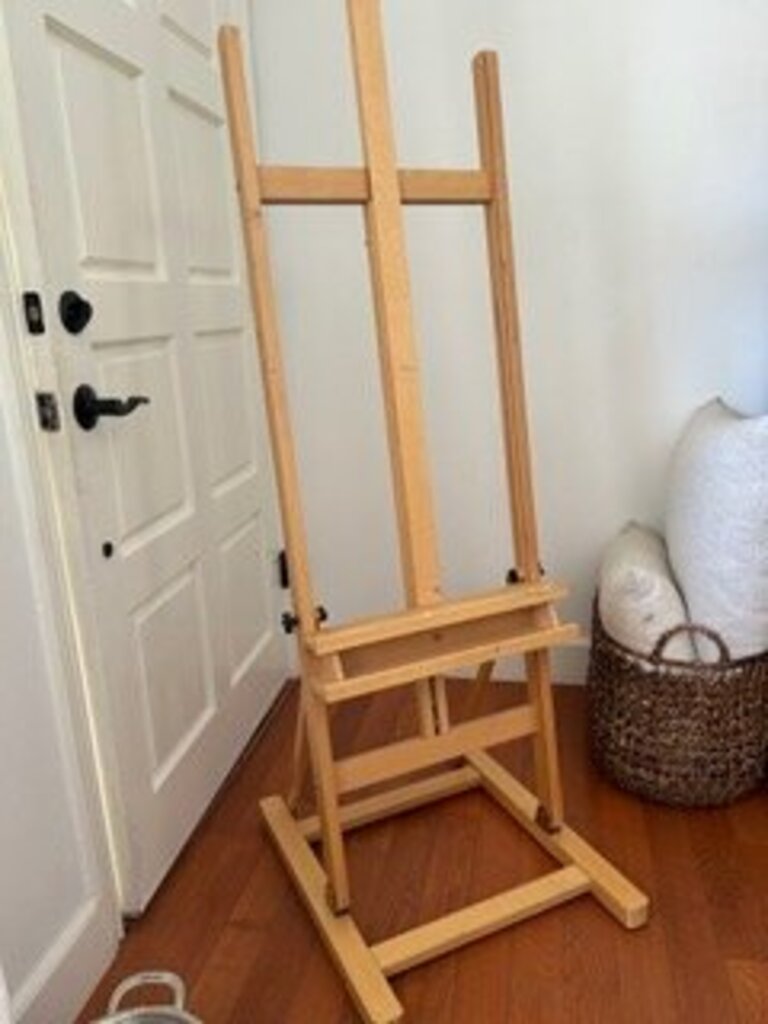 Wooden Studio Easel 20" W.