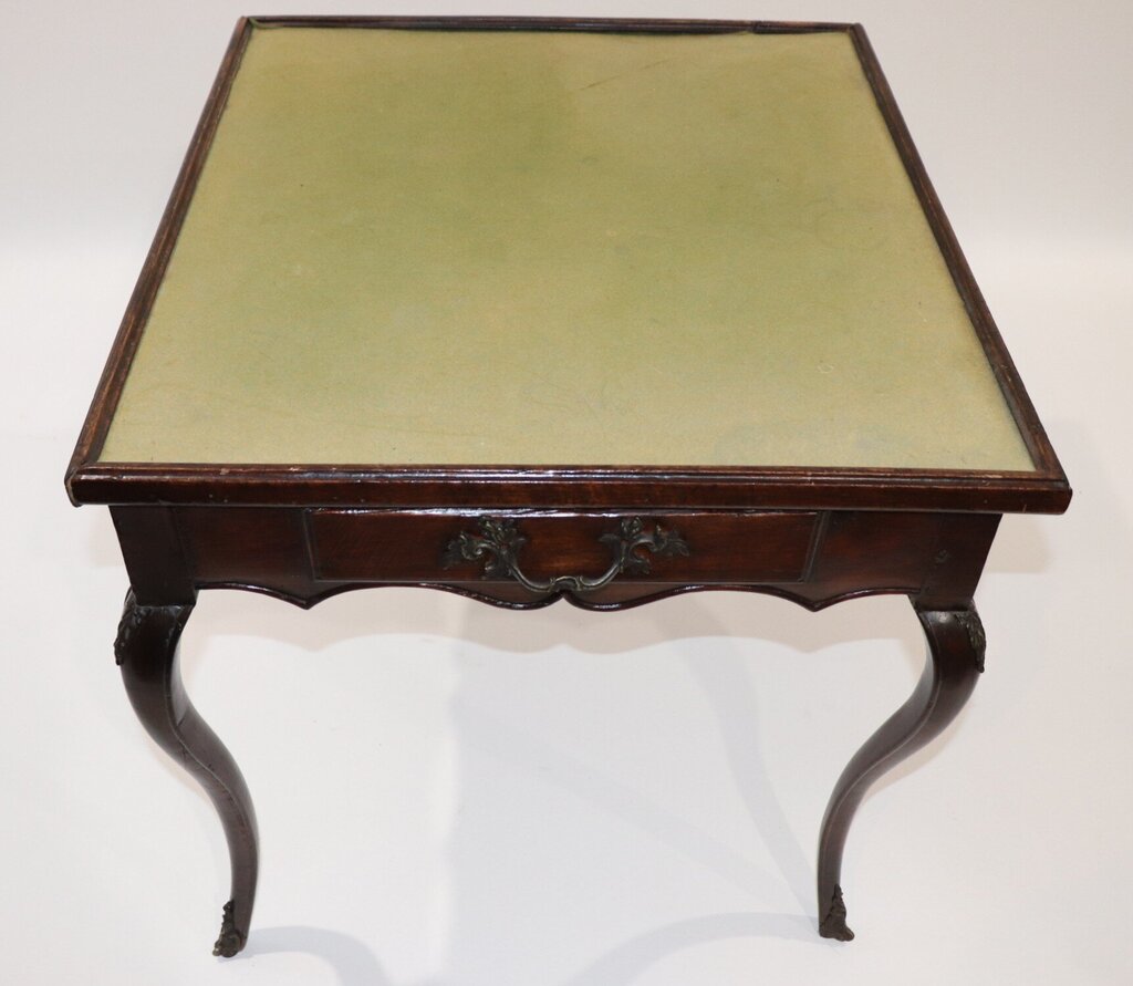 Vintage Chippendale Side Table 27x28x27