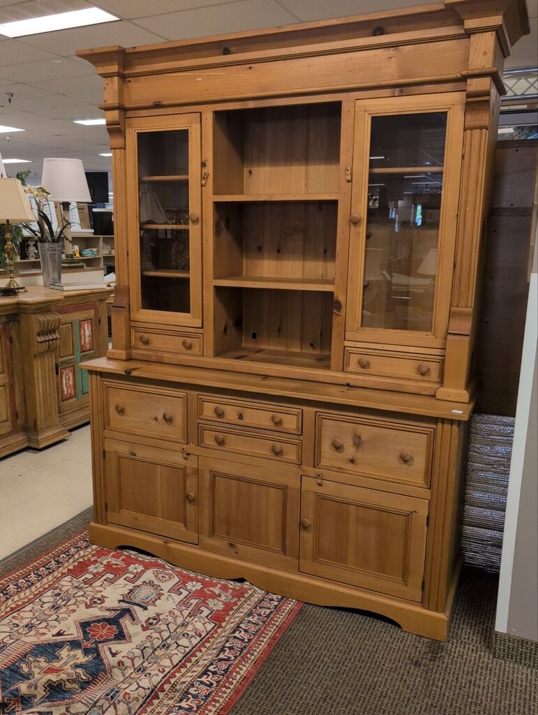 Maple Buffet w/ Hutch 64x20x84