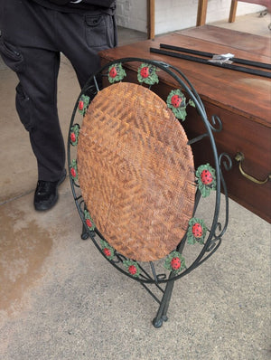 Wrought Iron 20" Round Wicker Top Folding Table