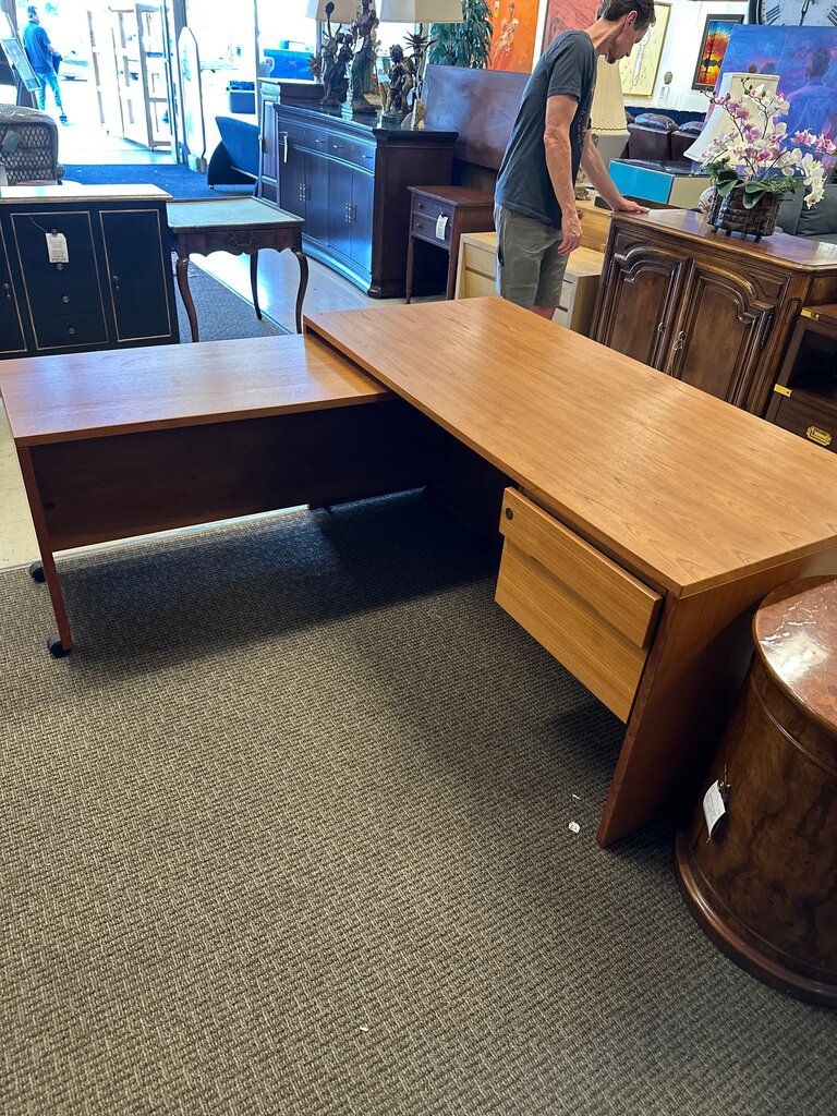 Teak 2 Piece Office Desk 63x66