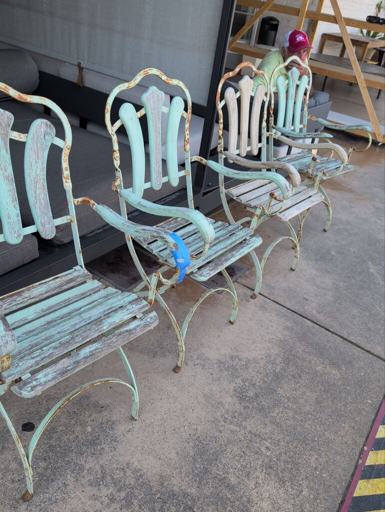 French Patio Metal & Wood Dining Set (table + 6 chairs ) 43x55