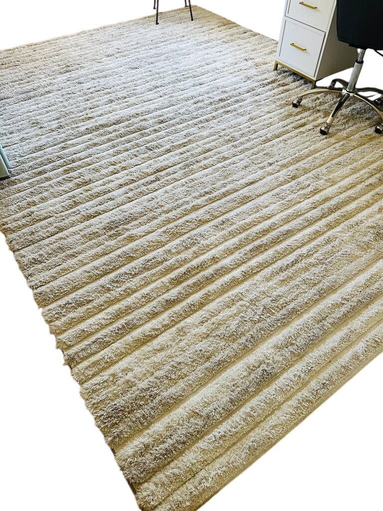 Perennials Shaggy White Sand Rug 10' x20' by Miss Daisy's Consignment & Auction House