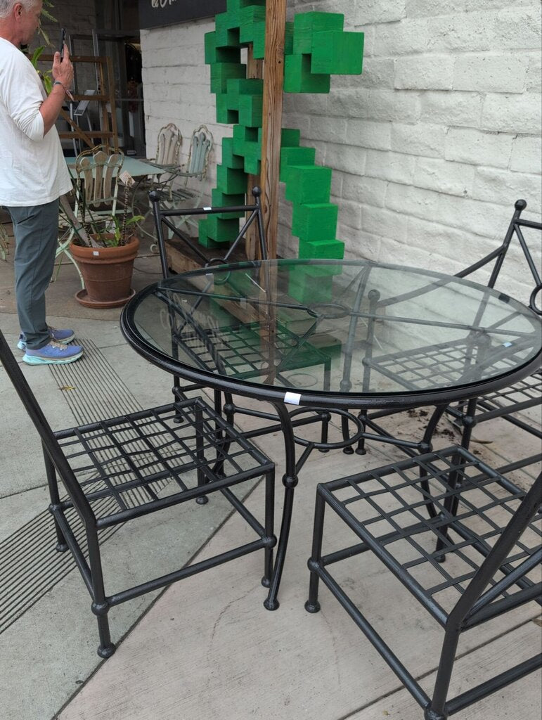 Black Wrought Iron Patio Set (48" table + 4 chairs )