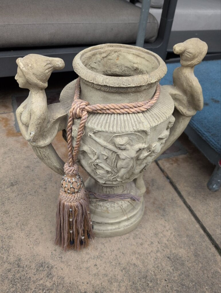 Ancient Room Empire Vase 17x20