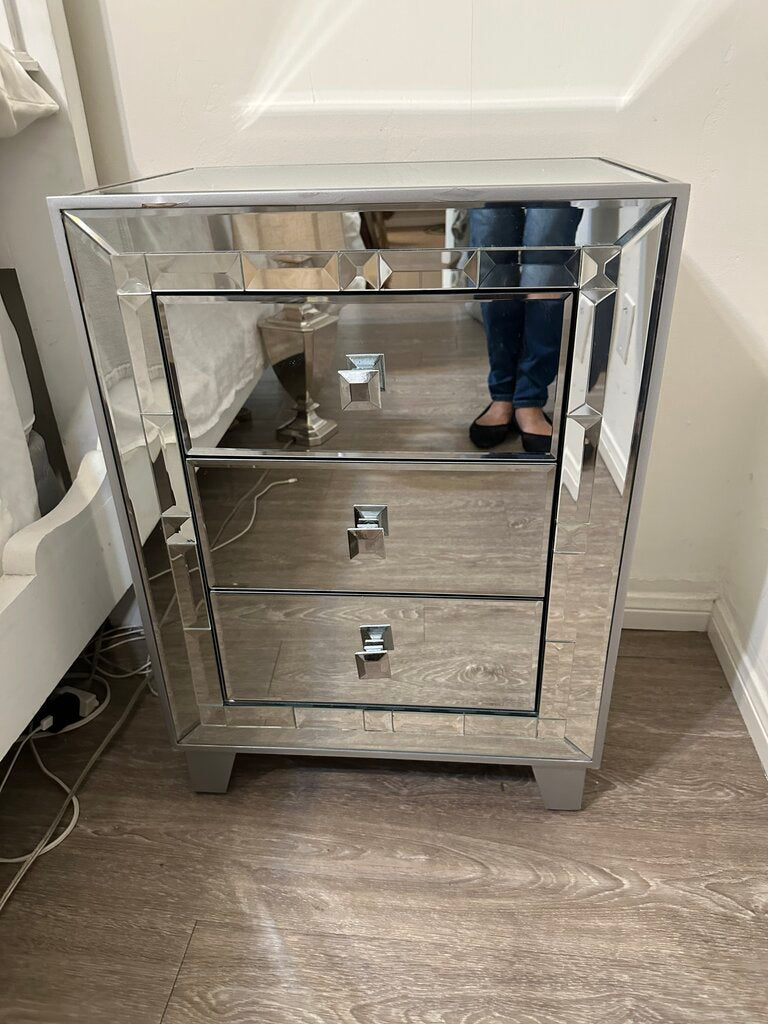 Mirrored Nightstand 19x13.5x27