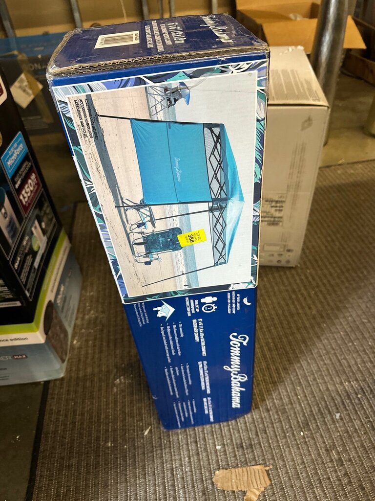 Tommy Bahama Beach Tent