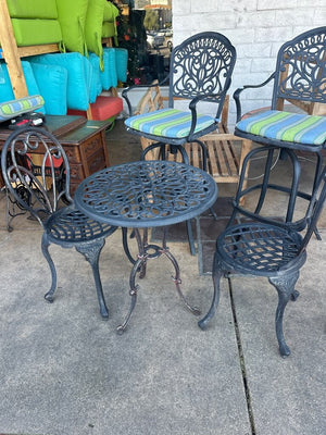 Three-Piece Patio Set with 24-Inch Table