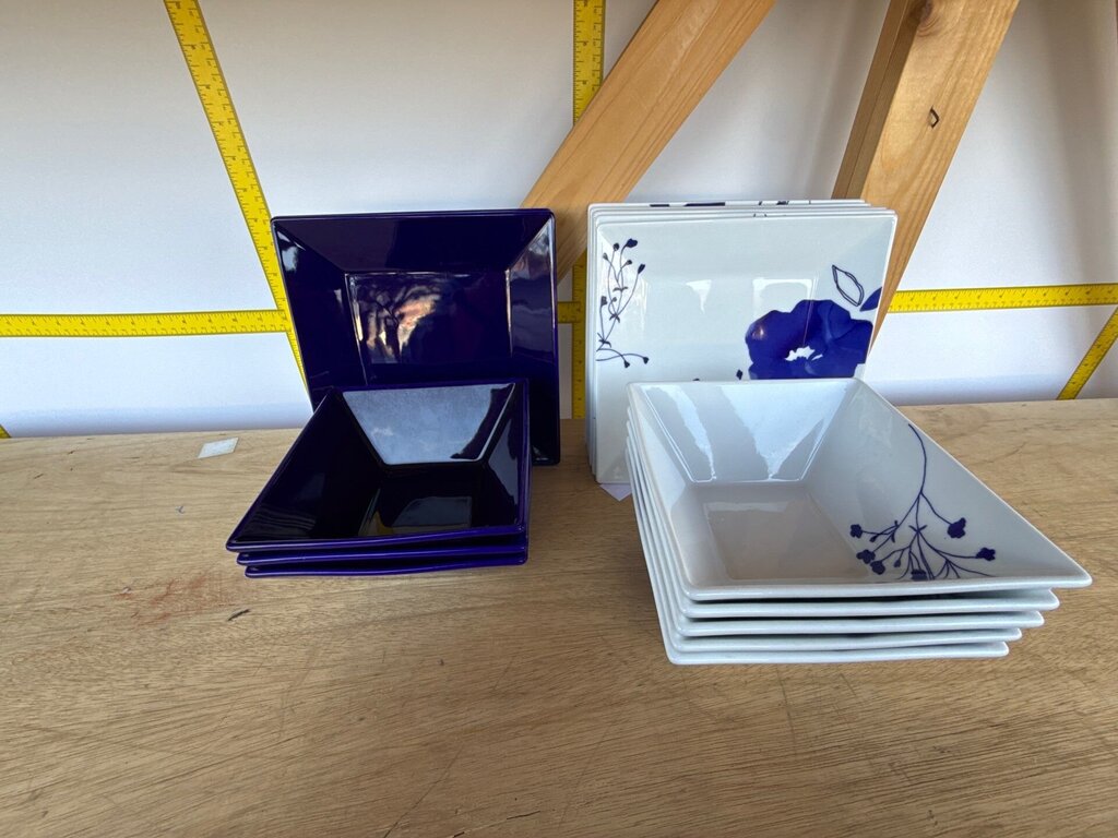 Square Dinnerware Set, 16-Piece