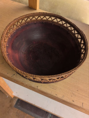 TBalinese Acacia Wood Wicker Trim Bowl 12¨