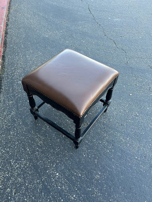 Hillsdale Nailhead Stool17x17x18