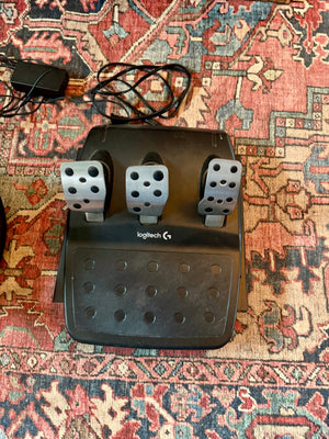 Logitech G G920 Driving force racing wheel and floor pedal