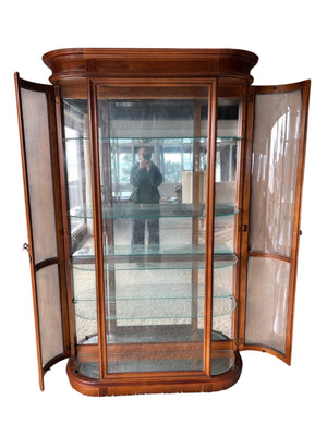 Lighted curved curio cabinet